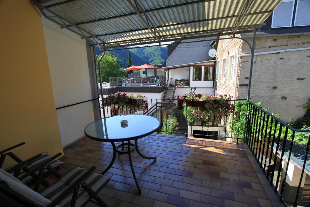 Ferienweingut Serwaziwein Mesenich Phòng bức ảnh