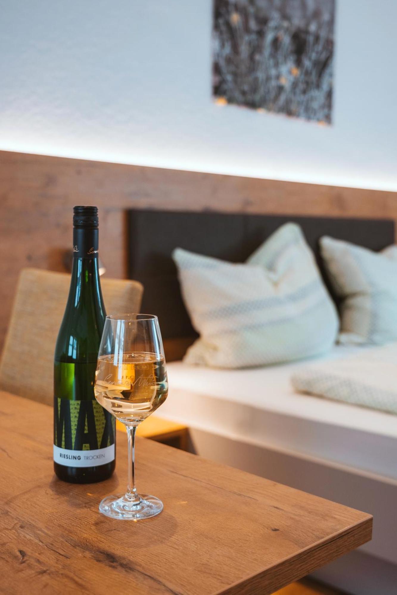 Ferienweingut Serwaziwein Mesenich Ngoại thất bức ảnh